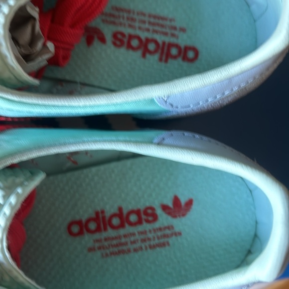 NIB Adidas SL 72 aqua & red sz 6.5 - runs large - Picture 5 of 13